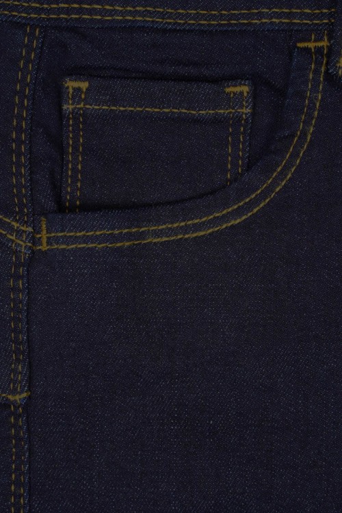 Benetton-ciemny-jeans-jeansy-modelka-zblizenie2.jpg
