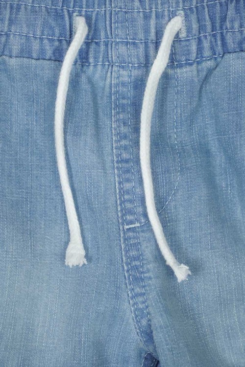 h&amp;m-chlopiece-joggery-jasny-jeans-z-kieszeniami-z-przdu-zblizenie.jpg