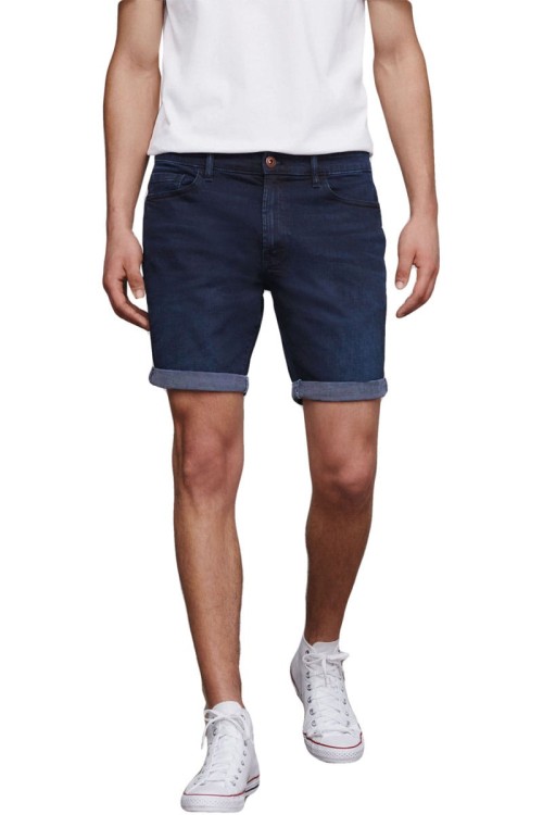 next-meskie-spodenki-jeansowe-regular-model-przod.jpg