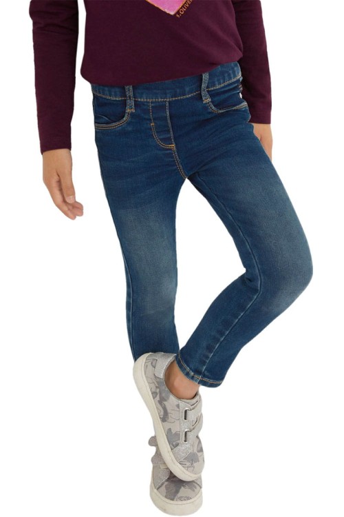s-oliver-dziewczece-jeansy-modelka.jpg
