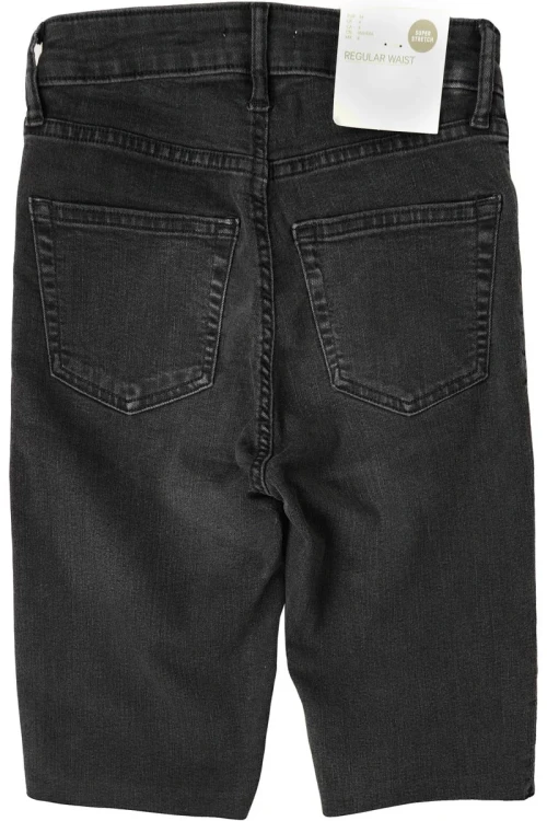 h&amp;m-czarne-dluzsze-spodenki-bez-wykonczenia-regular-waist-super-stretch-tyl.webp