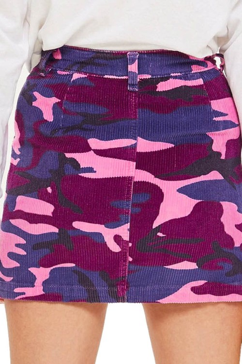 top-shop-mini-spodniczka-moro-na-zamek-rozowa-modelka--tyl13.jpg
