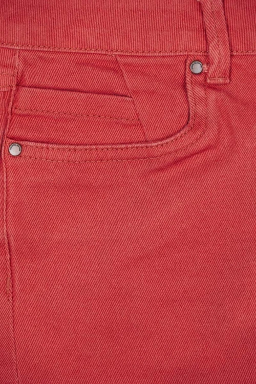primark-jeansowe-ceglaste-spodenki-zblizenie2.webp