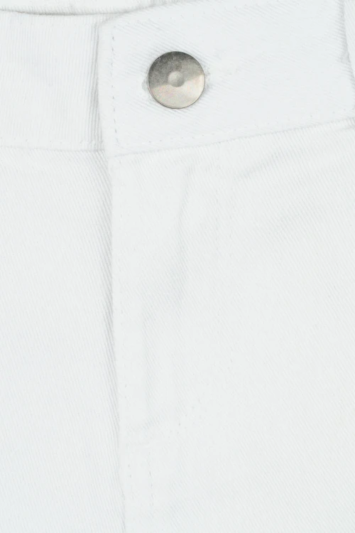 primark-jeansowe-spodenki-ciemnozielone-zblizenie (2).webp