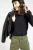 very-spodnie-dresowe-dresy-modelka-zblizenie.webp