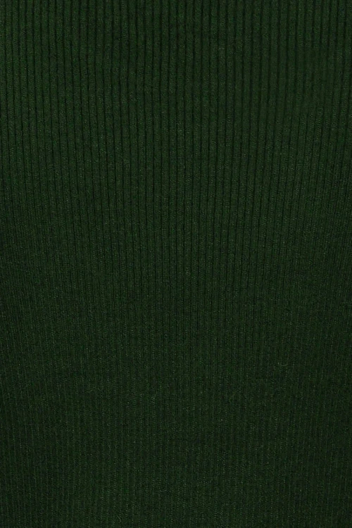 f&amp;f-oliwkowy-sweter-z-falbanka-z-prazkowanej-dzianiny-zblizenie2.webp