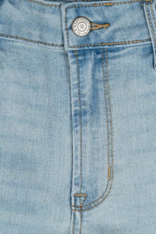 Old-Navy-jasne-jeansy-super-skinny-ankle-wysoki-stan-zblizenie.webp