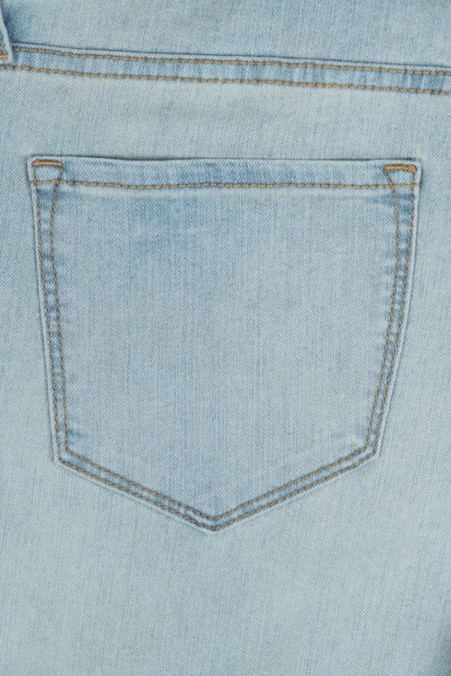 Old-Navy-jasne-jeansy-super-skinny-ankle-wysoki-stan-zblizenie3.webp