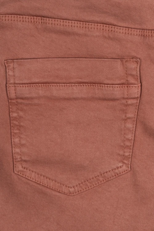 Papaya-lososiowe-spodenki-tencel-zblizenie3.webp