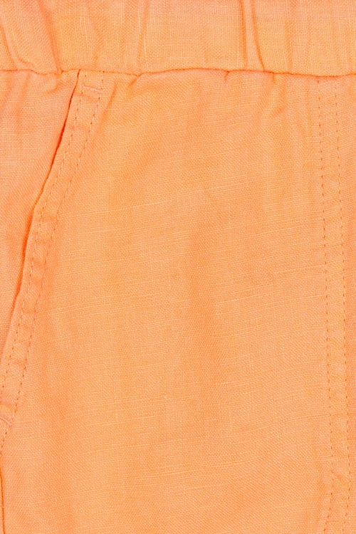 M&amp;S-brzoskwiniowe-lniane-spodenki-czysty-len-zblizenie2.webp