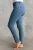 Bonmarche-jasne-jeansowe-spodnie-jeansy-Susie-slim-leg-modelka-bok.webp