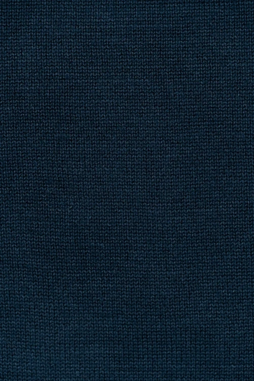 M&amp;Co-granatowy-sweter-kardigan-v-neck-zblizenie3.webp