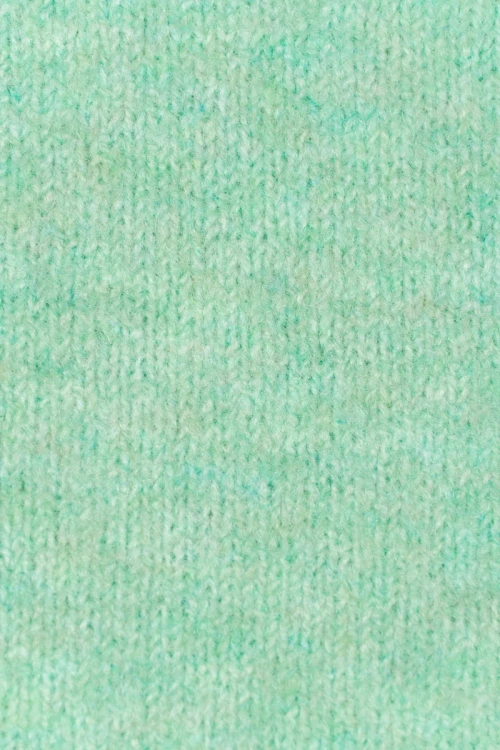 Primark-mietowy-melanzowy-sweter-z-welna-zblizenie2-2.webp