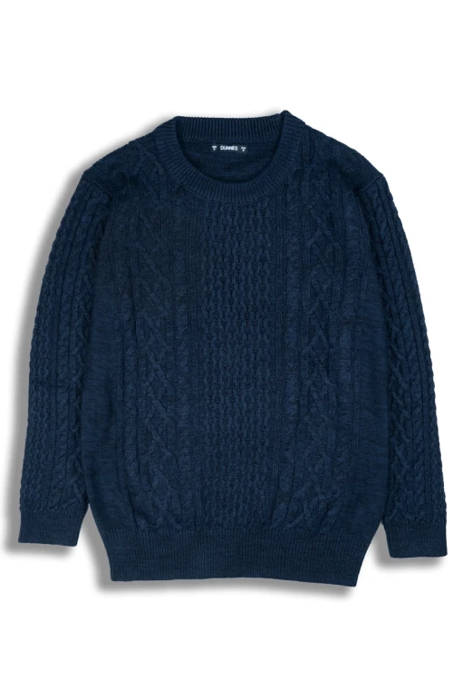 Dunnes-meski-granatowy-sweter-w-warkocze-glowne.webp