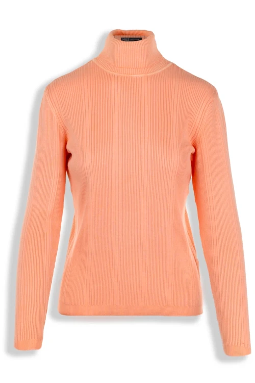 M&amp;S-pudrowy-roz-prazkowany-sweter-golf-glowne.webp