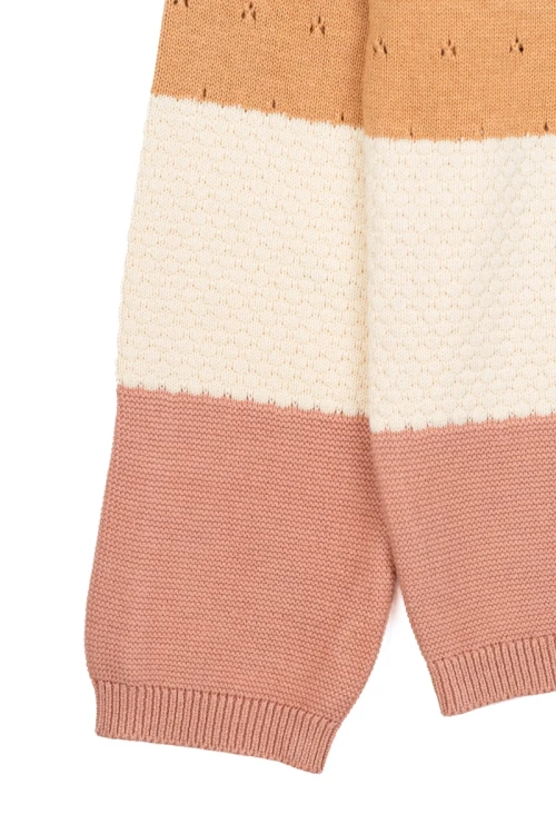 H&amp;M-dzieciecy-wielokolorowy-sweter-w-paski-zblizenie2.webp