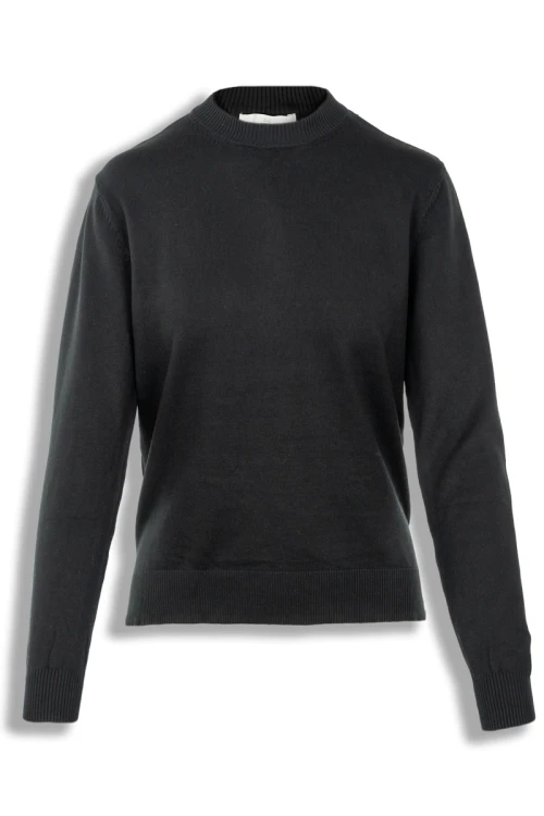 H&M-czarny-gladki-sweter-glowne.webp