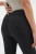 George-czarne-spodnie-jeansy-wonder-fit-crop-leg-modelka-zblizenie2.webp