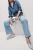 M&S-jasne-jeansy-spodnie-wilde-szerokie-nogawki-modelka-przod3.webp
