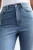 New-Look-Jenna-Skinny-lift-and-shape-modelujace-jeansowe-jeansy-jeans-modelka-zblizenie.webp