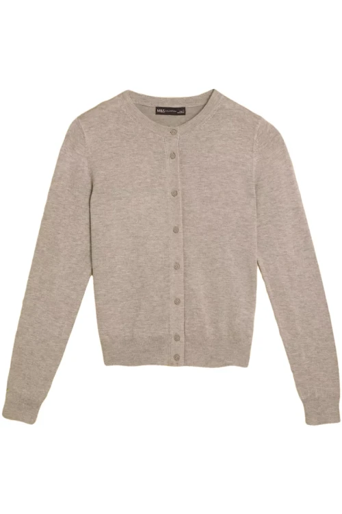M&S-sweter-kardigan-kawa-z-mlekiem-brazowy-guzik-glowne.webp
