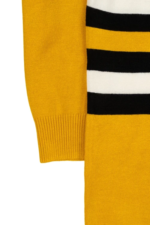 Peacocks-miodowy-sweter-w-pasy-zblizenie2.webp