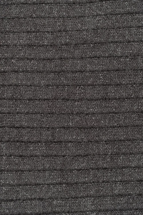 F&F-grafitowy-prazkowany-sweter-kardigan-rozpinany-zblizenie2.webp