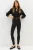 New-Look-czarne-damskie-spodnie-jeansy-Emilee-modelka-przod2.webp
