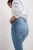 M&S-Lily-Slim-jasne-jeansowe-spodnie-skinny-jeansy-modelka-zblizenie2.webp