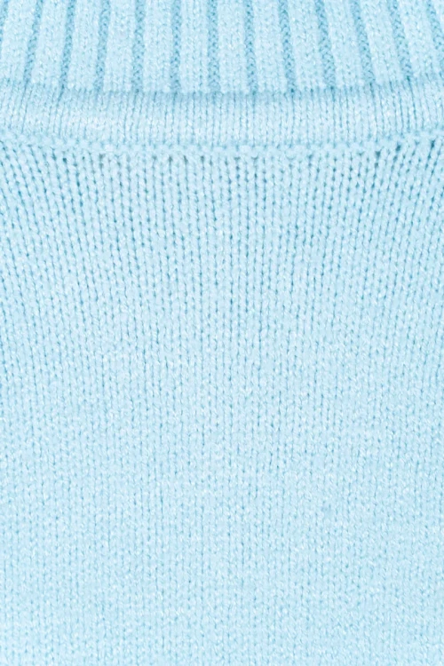 Malfini-blekitny-sweter-golf-zblizenie.webp