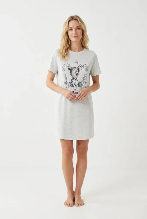 Disney-szara-pizama-koszula-nocna-Bambi-modelka.webp
