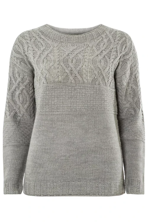 Dorothy-Perkins-szary-sweter-sploty-warkocze-glowne-2.webp