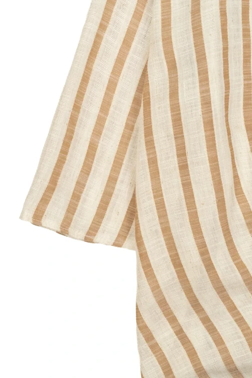 Primark-bezowa-bluzka-paski-len-zblizenie3.webp
