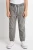 H&M-chlopiece-grafitowe-spodnie-jogger-model-glowne.webp