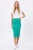 River-Island-zielona-teksturowana-spodnica-modelka-przod.webp