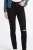 Pretty-little-thing-czarne-jeansy-modelka-glowne.webp