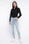 Old-Navy-Gap-jasne-spodnie-jeansowe-jeansy-modelka-przod.webp