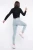 Old-Navy-Gap-jasne-spodnie-jeansowe-jeansy-modelka-tyl.webp