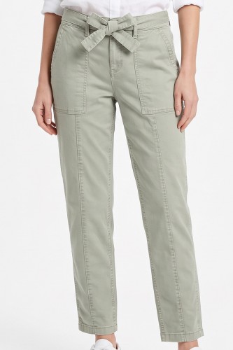 George-damskie-spodnie-jeansowe-khaki-modelka-glowne.jpg