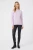 liliowy-sweter-warkocze-modelka-przod.webp