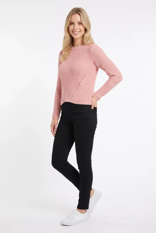 Select-jasnorozowy-sweter-modelka-przod2.webp