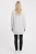 Primark-szara-narzuta-modelka-tyl.webp