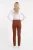 Aeropostale-kasztanowe-spodnie-jeansy-chino-modelka-tyl.webp