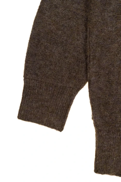 Primark-sweter-taupe-welna-welna-alpaka-zblizenie3.webp