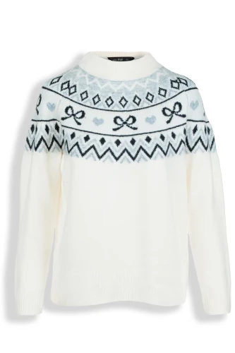 F&F-bialy-skandynawski-damski-sweter-glowne.webp