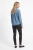 Mango-jeansowa-damska-koszula-modelka-tyl.webp