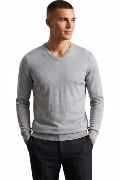 M&S-Cashmilon-meski-szary-sweter-model-przod2.webp