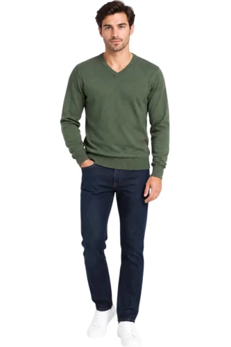 M&S-Cashmilon-meski-zielony-sweter-model-przod3.webp
