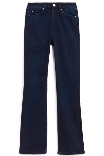M&S-The-Eva-Bootcut-granatowe-spodnie-jeansy-glowne.webp