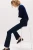 M&S-The-Eva-Bootcut-granatowe-spodnie-jeansy-modelka-bok.webp